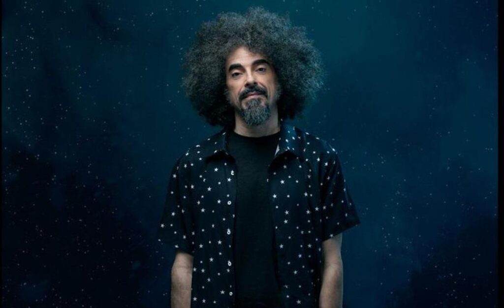 Caparezza è tornato, il concerto (in orbita) a Roma