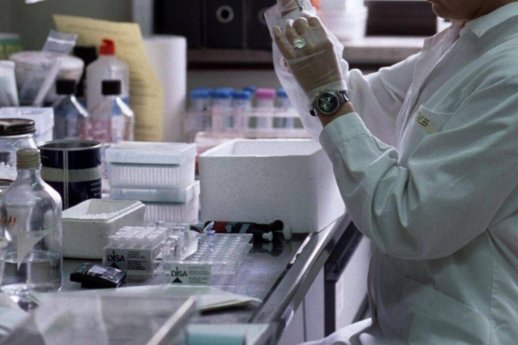 Esperti Fossc: “Ai può ridurre del 25% i costi e del 40% i tempi sviluppo di un farmaco”