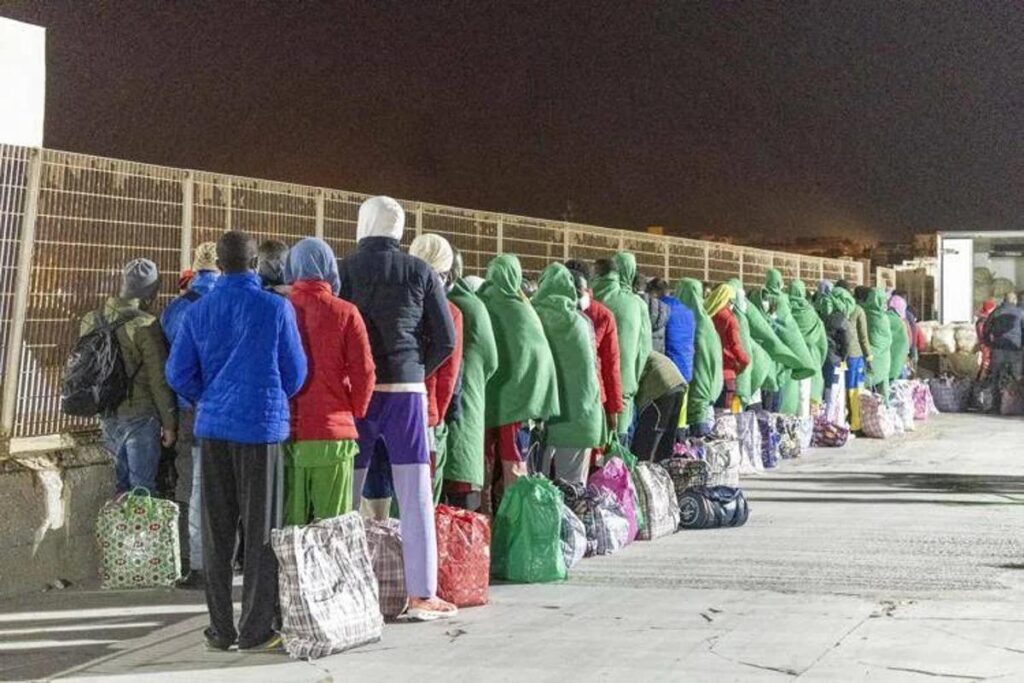 Eurispes: “Si emigra per povertà e mancanza lavoro”