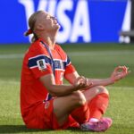 Haaland trascina la Norvegia, doppietta e show all’esordio Mondiale
