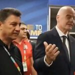 Infantino elogia l’Iran ai Mondiali, il ct e il capitano Taremi replicano: “Trattati malissimo”