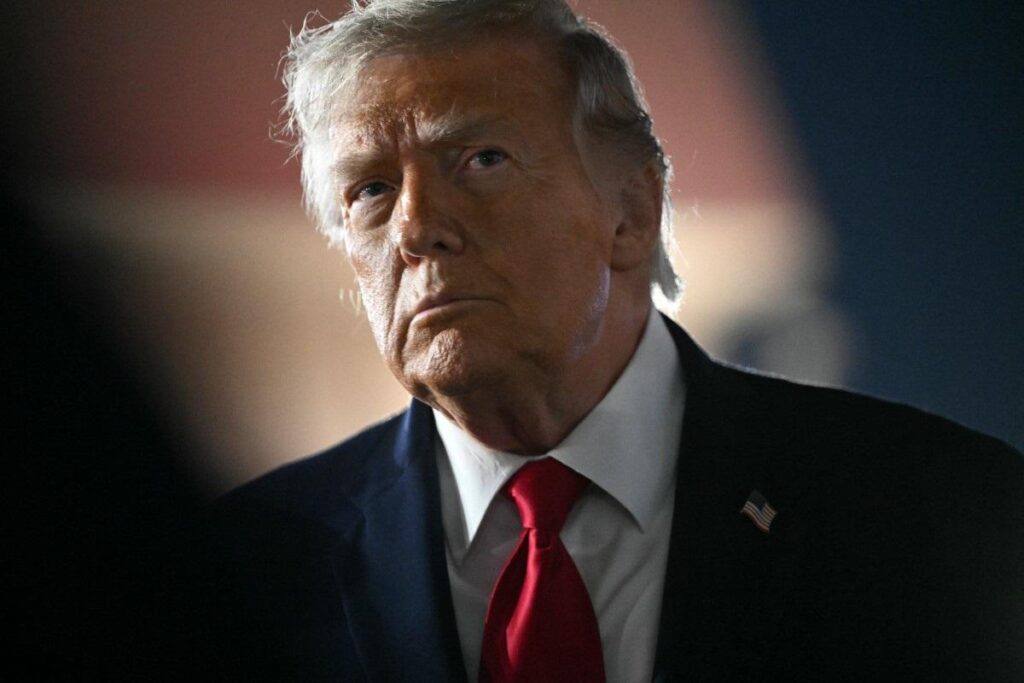 Iran-Usa, scatta il countdown per firma accordo. Trump: “Hormuz sarà aperto subito dopo”