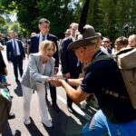 Italia-Usa, governo ‘smorza’ polemica con Trump. Meloni dagli Alpini: “Un po’ di sano orgoglio nazionale”
