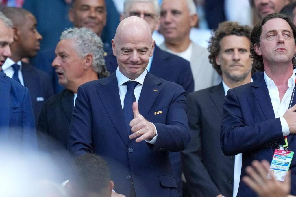 L’Argentina si schiera con Infantino: “Governance trasparente e rispetto delle procedure democratiche”