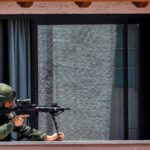 Libano, Netanyahu ordina di attaccare la periferia di Beirut: Hezbollah nel mirino