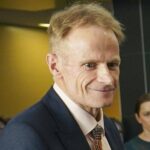 Morto Richard Scolyer, medico che sperimentò su se stesso cura contro tumore cerebrale