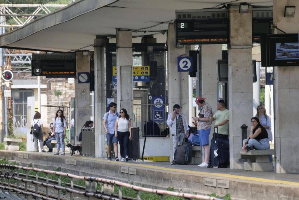 Sciopero treni 11 giugno, confermano stop dei sindacati base: circolazione ferroviaria a rischio