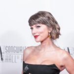 Taylor Swift entra nella Songwriters Hall of Fame, è l’artista più giovane di sempre
