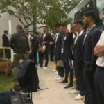 Uruguay, polizia perquisisce giocatori… con cani antidroga