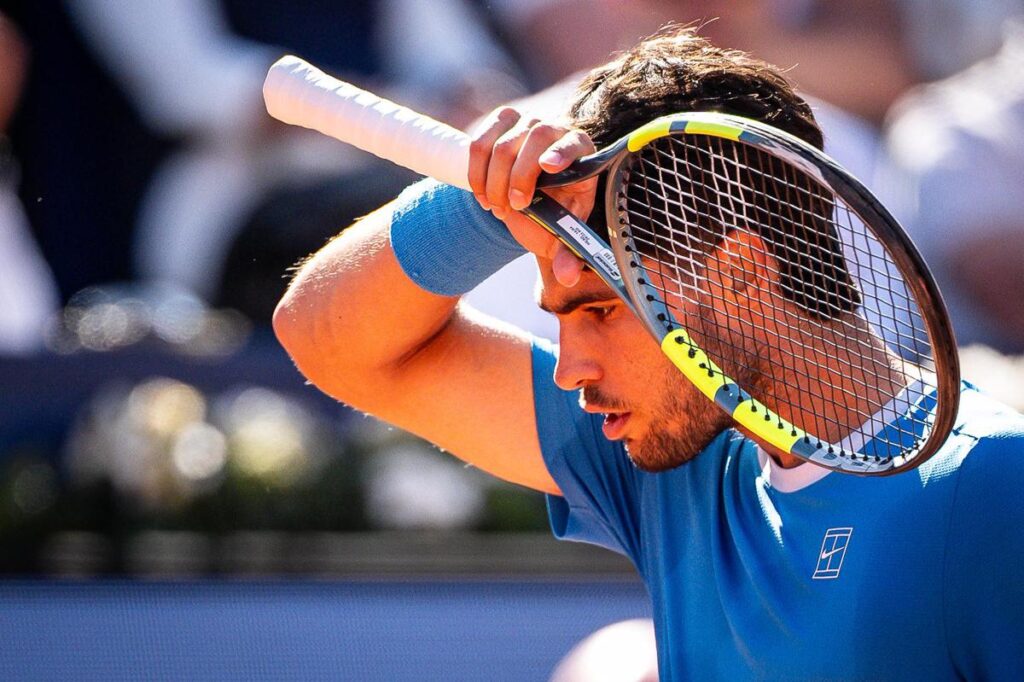 Alcaraz, accoglienza da brividi agli Us Open: Carlos si emoziona al ritorno in campo