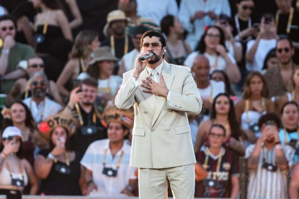 Bad Bunny, la promessa all’Italia dopo il concerto annullato: “Tornerò a Milano”