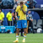 Brasile eliminato, Neymar in lacrime dice addio alla selecao: “Finisce qui”