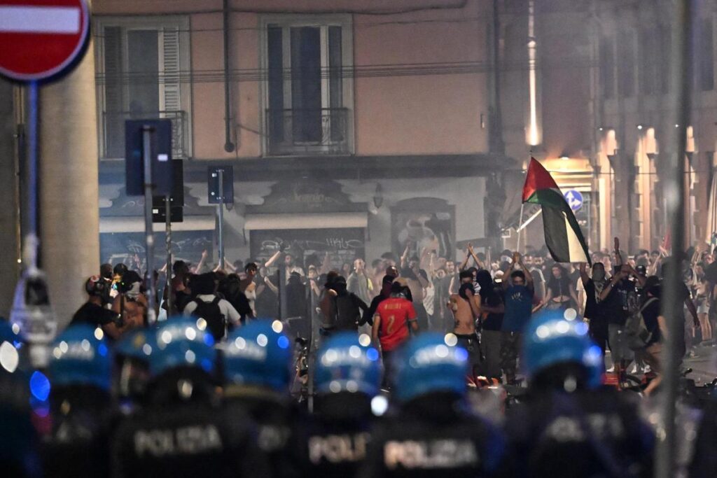 Caso Fakir, le reazioni all’intervista al poliziotto. Fratelli d’Italia: “Lepore deve dimettersi”
