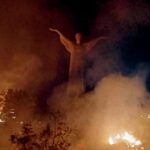 Fiamme lambiscono statua Cristo a Maratea. Bardi: ”Attacco a simbolo Basilicata nel mondo, punire responsabili dello scempio”