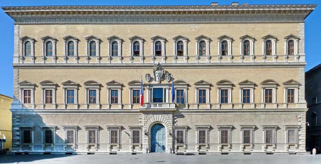 Il 14 luglio di Palazzo Farnese diventa mondiale: al ricevimento anche Francia-Spagna