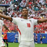 Inghilterra, Terry e Neville sicuri: “Spazzeremo via l’Argentina”