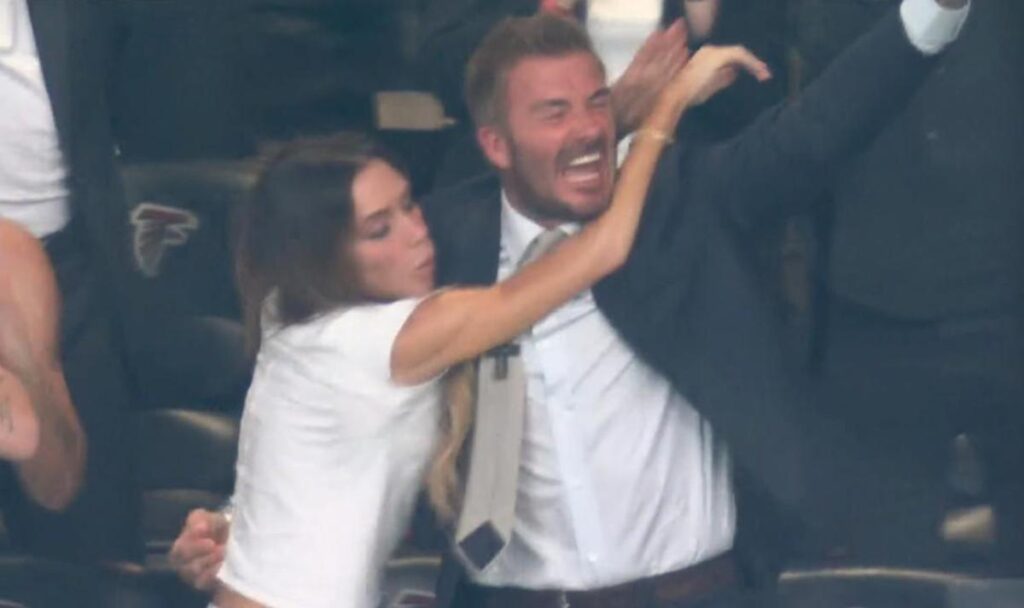 Inghilterra segna e Victoria Beckham questa volta… esulta