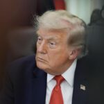 Iran, Trump insiste: “Colpiremo molto duramente, ora è il nostro turno”
