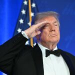 Iran-Usa, Trump ferma gli attacchi: chance per dialogo con Teheran