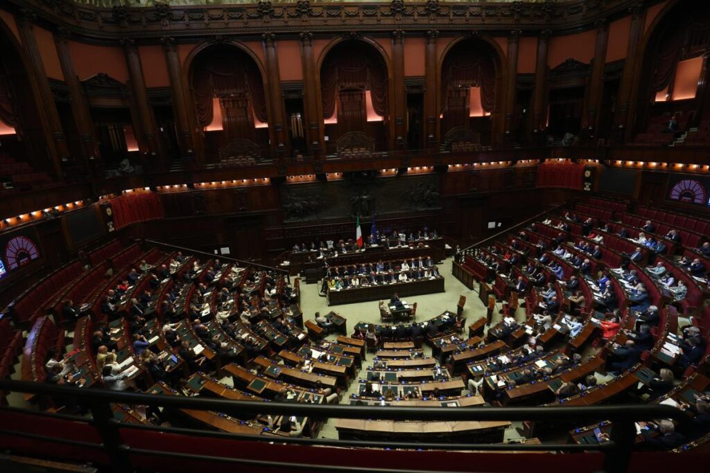 Legge elettorale, intesa sul voto dei fuorisede ma nodi restano nel centrodestra. FdI: “In aula mai divisi”