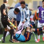 Mondiali, follia Paredes dopo finale: rissa ed espulsione. E Otamendi litiga con Rodri