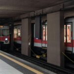 Ragazza sfregiata con il coltello in metro a Milano, Saidi resta in carcere