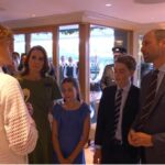 Sinner, il Re di Wimbledon incontra la Royal Family: “Giocate a tennis?”