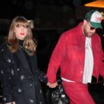 Taylor Swift si sposa, le regole del matrimonio blindato: vietati smartphone e il +1 ai single
