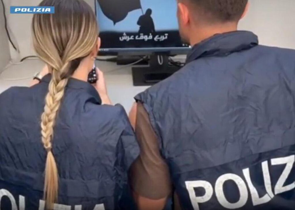 Terrorismo, arrestata 17enne nel Pavese: “Pronta a martirio in nome di Allah”