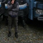 Tifoso ferito in scontri derby Torino, Procura: “Chiesti domiciliari per agente, lacrimogeno lanciato in modo non conforme”