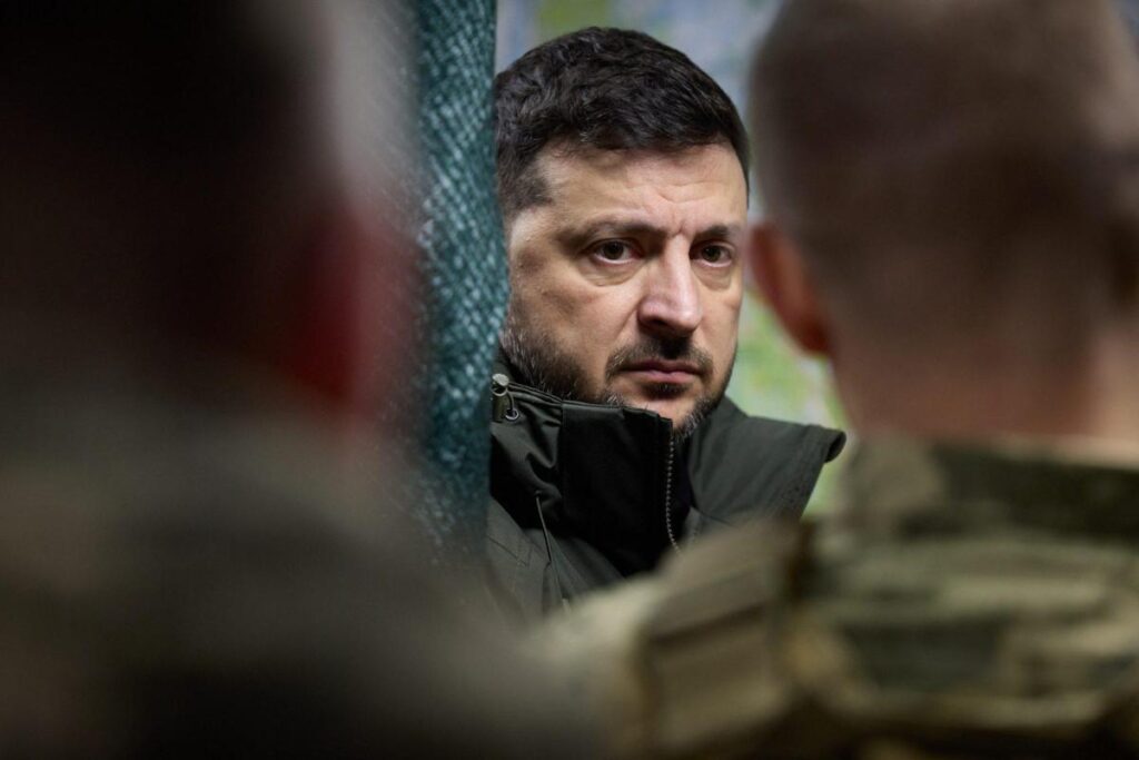 Ucraina, soccorso dei Volenterosi a Zelensky. Meloni: “Invieremo generatori per l’inverno”