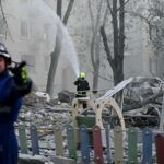 Venezuela, ancora vivo a una settimana dal terremoto: soccorritori al lavoro per estrarlo da macerie