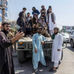 Afghanistan, cinque anni fa cadeva Kabul: la ‘pace’ dei Talebani in un’emergenza senza fine
