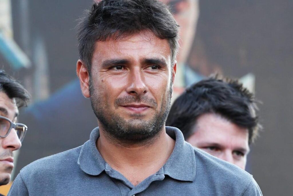 Alessandro Di Battista ricoverato a Cuba, in arrivo stanotte a L’Avana 2 medici del Policlinico Gemelli