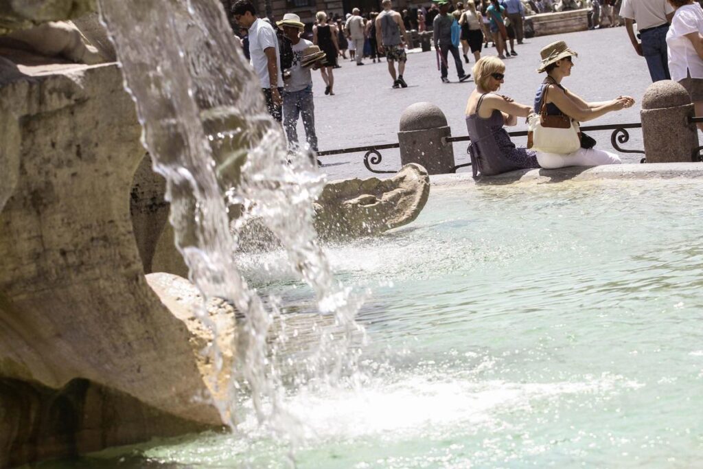 Caldo a Roma, il meteorologo: “Quarta ondata non se ne andrà prima di Ferragosto”