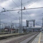 Caos a Ventimiglia, fulmine manda in tilt la sala comando della stazione: stop ai treni