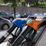 Carburanti, (lievissimo) calo dei prezzi per benzina e diesel