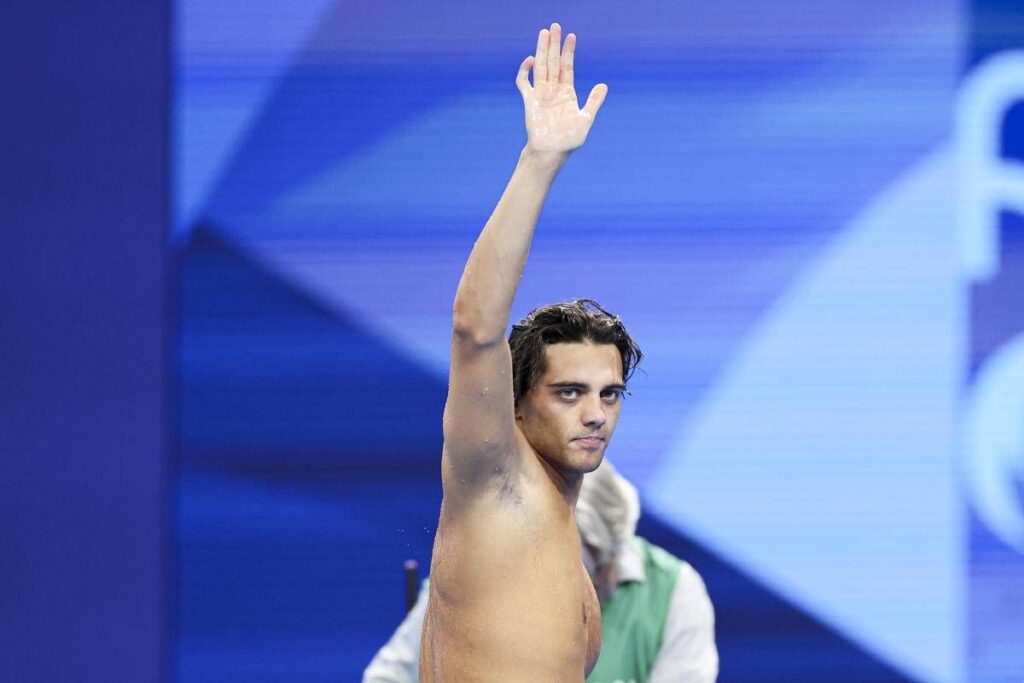 Ceccon torna a Parigi due anni dopo l’oro olimpico (e le dormite sui prati): “Stavolta stanza ok”