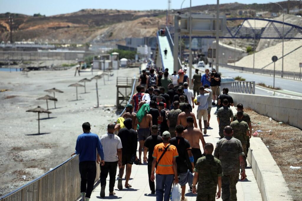 Ceuta, Marocco: “Spagna sapeva dell’allarme migranti”