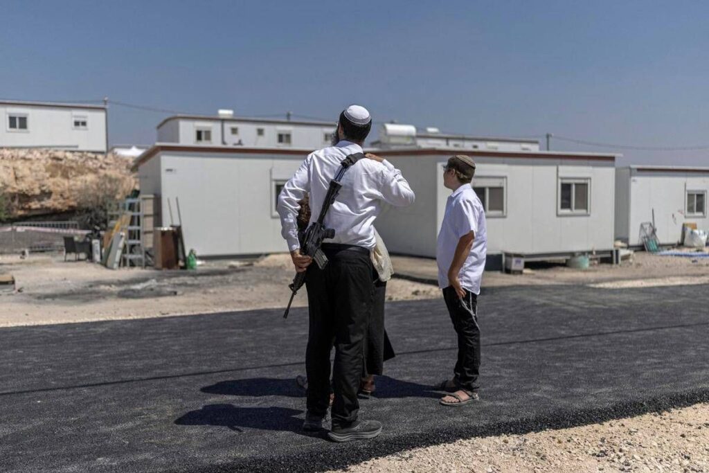 Cisgiordania, coloni assediano case palestinesi a Qusra. Ambasciatore Huckabee: “Atto di terrorismo”
