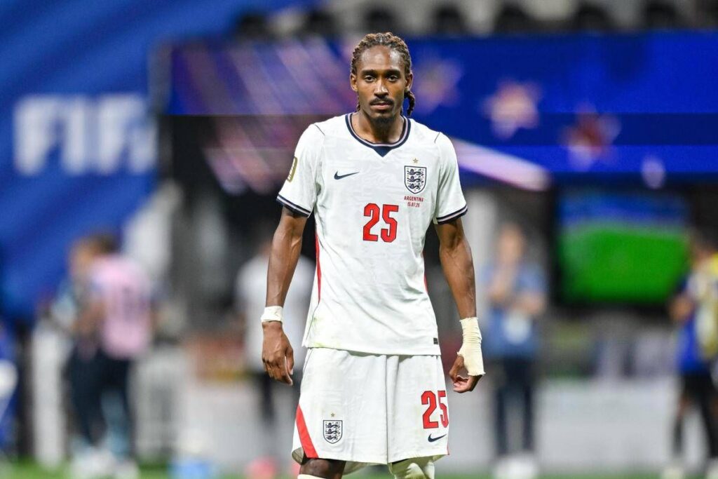 Colpo dell’Inter, è fatta per l’arrivo di Spence dal Tottenham