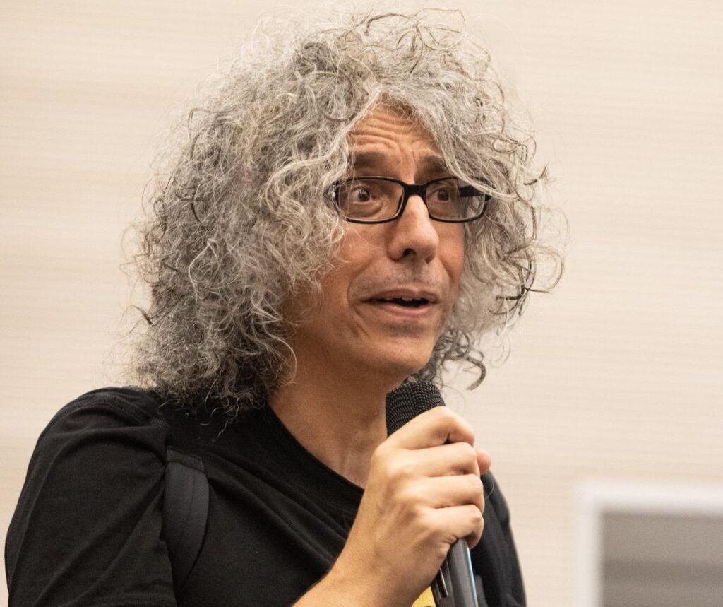 Giovanni Allevi, lo sfogo sulla malattia: “Il caldo estivo aumenta il mio dolore”