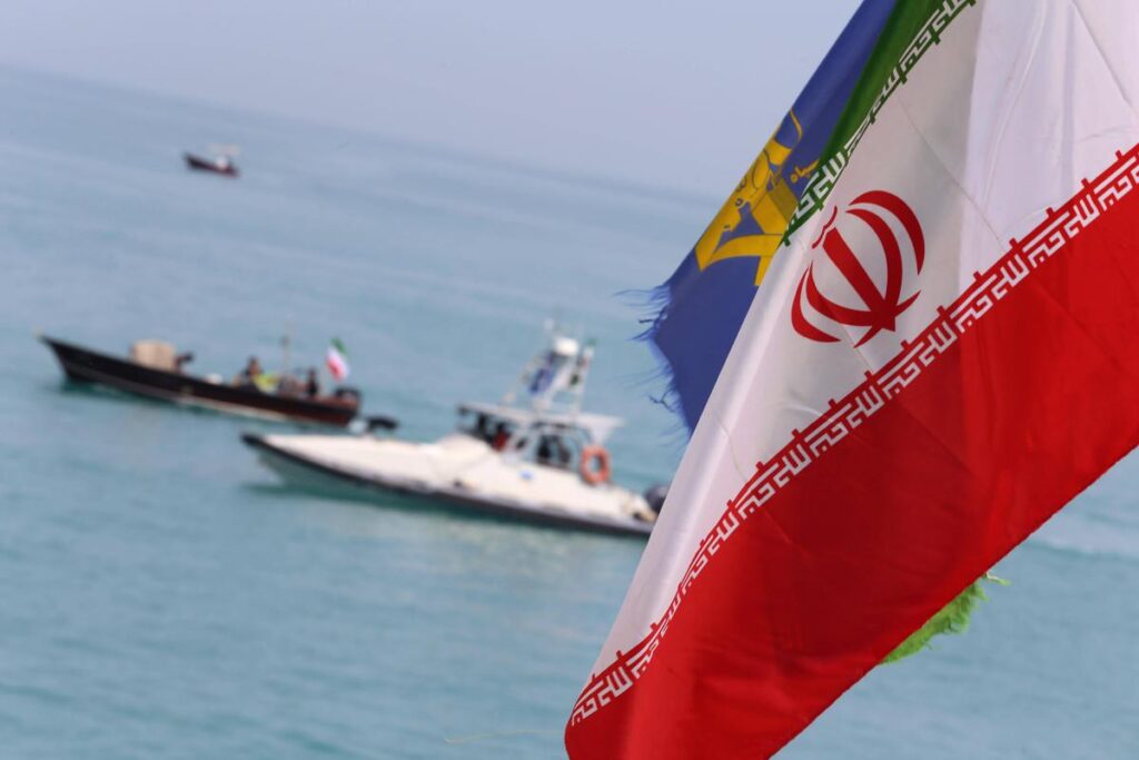 Iran, Teheran punta tutto su controllo Stretto Hormuz: ma è una scommessa rischiosa