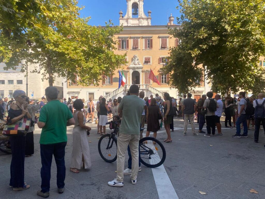 L’Italia trema con i terremoti di oggi a Pisa e Cosenza: c’entra il caldo? La risposta dell’Ingv