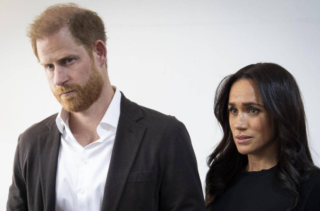 La lite con la famiglia reale e il trasloco, “Harry e Meghan tornano a vivere in Gran Bretagna”