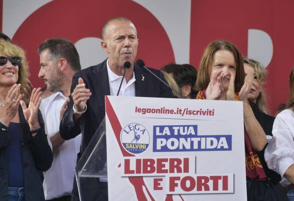 Lega, parla Romeo: “Salvini? Non mi interessano le sfide. Dobbiamo tornare allo spirito di Bossi”