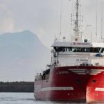Life Support di Emergency salva 50 migranti: “Su barcone anche sette morti”