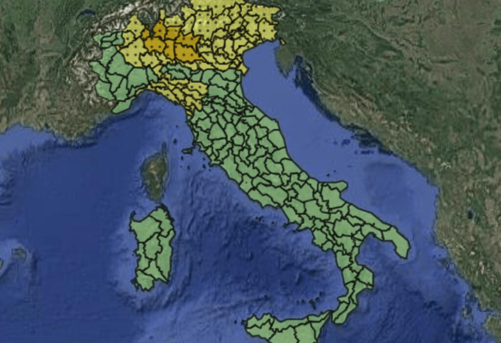 Maltempo, allerta meteo arancione e gialla per temporali giovedì 20 agosto: la mappa delle regioni a rischio