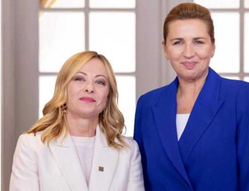 Meloni e la premier danese Frederiksen: “Unite per difendere Europa, no a immigrazione incontrollata”