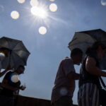 Meteo, è arrivata la quinta ondata di caldo estremo: punte fino a 45 gradi al Sud, venerdì il picco